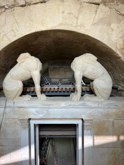 Προχωρούν οι εργασίες στον Τύμβο Καστά